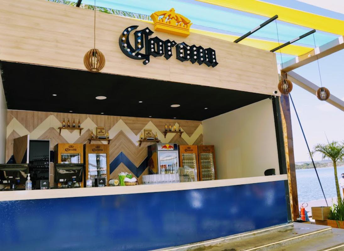 Bar Corona produzido sob medida